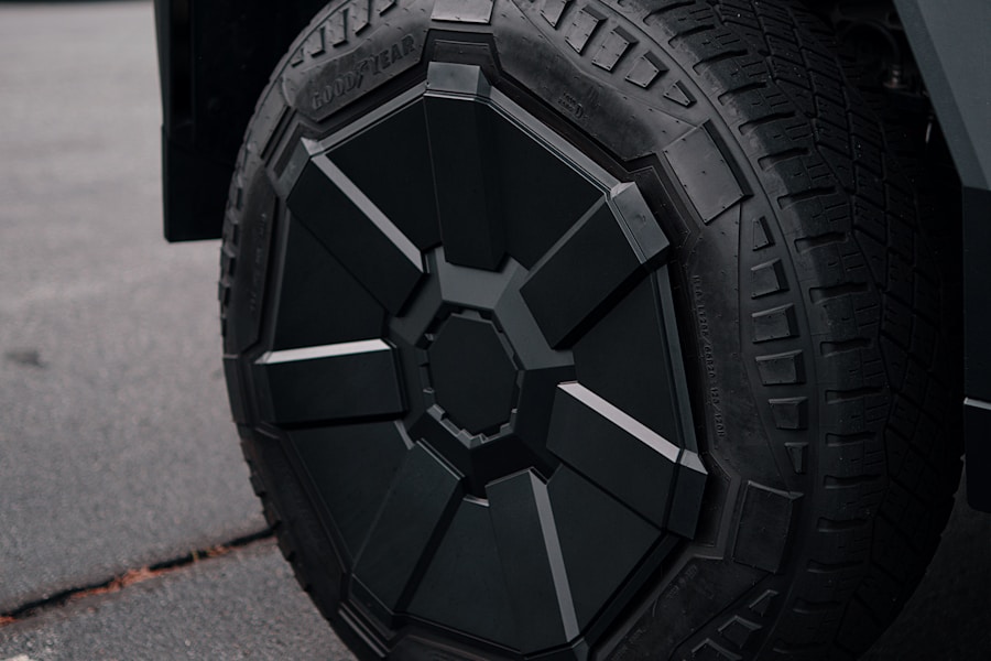Wheel and tire integration